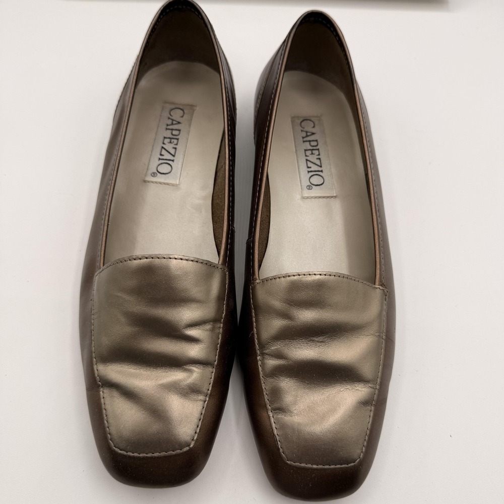 Capezio Shoes Womens Size 7.5 Bronze Jenny Slip On Loafer Flats Comfort - Picture 2 of 15